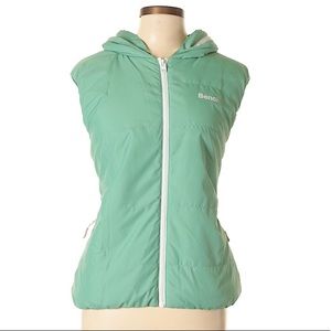 BENCH women's mint green puffer vest ❄️